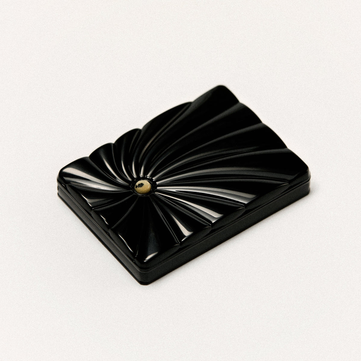 “CHARCOAL LATTE” Solid Perfume